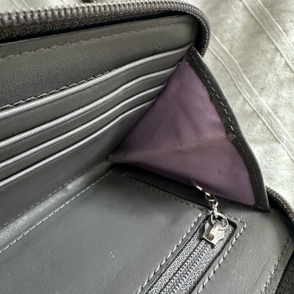 Coach silver leopard print wristlet/wallet - Picture 11 of 12